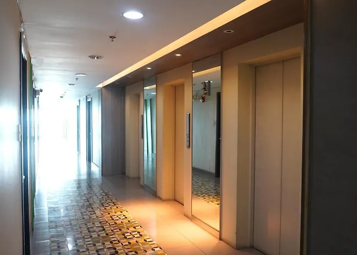 San Lorenzo Place Mall & Residences Tower 3 By Magallanes Mrt Station Makati Apartment *