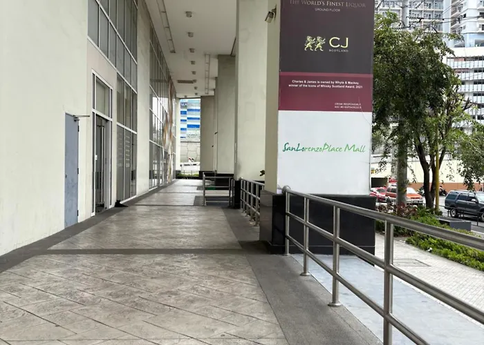 Apartment San Lorenzo Place Mall & Residences Tower 3 By Magallanes Mrt Station Makati *