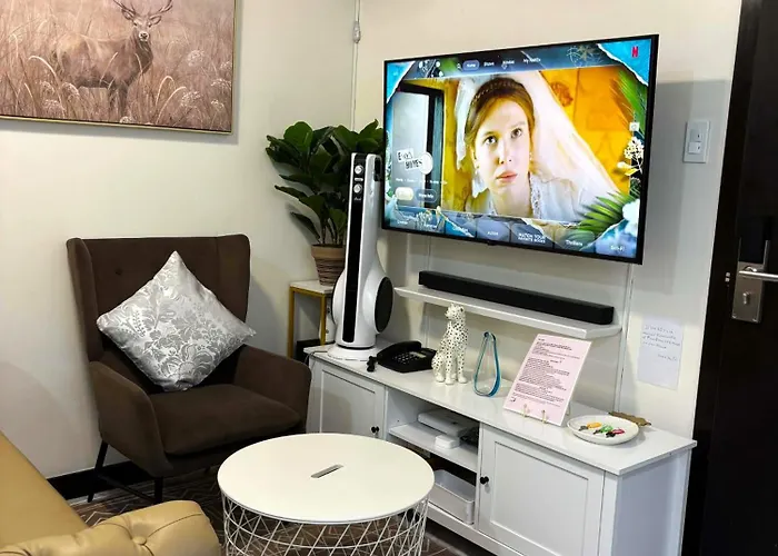 Apartment San Lorenzo Place Mall & Residences Tower 3 By Magallanes Mrt Station Makati